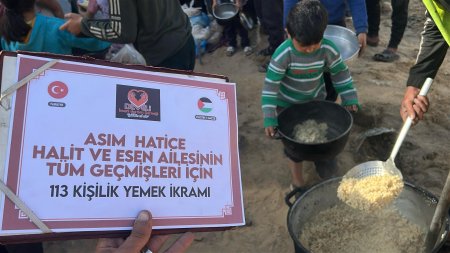 Gazzede Yemek İkramı